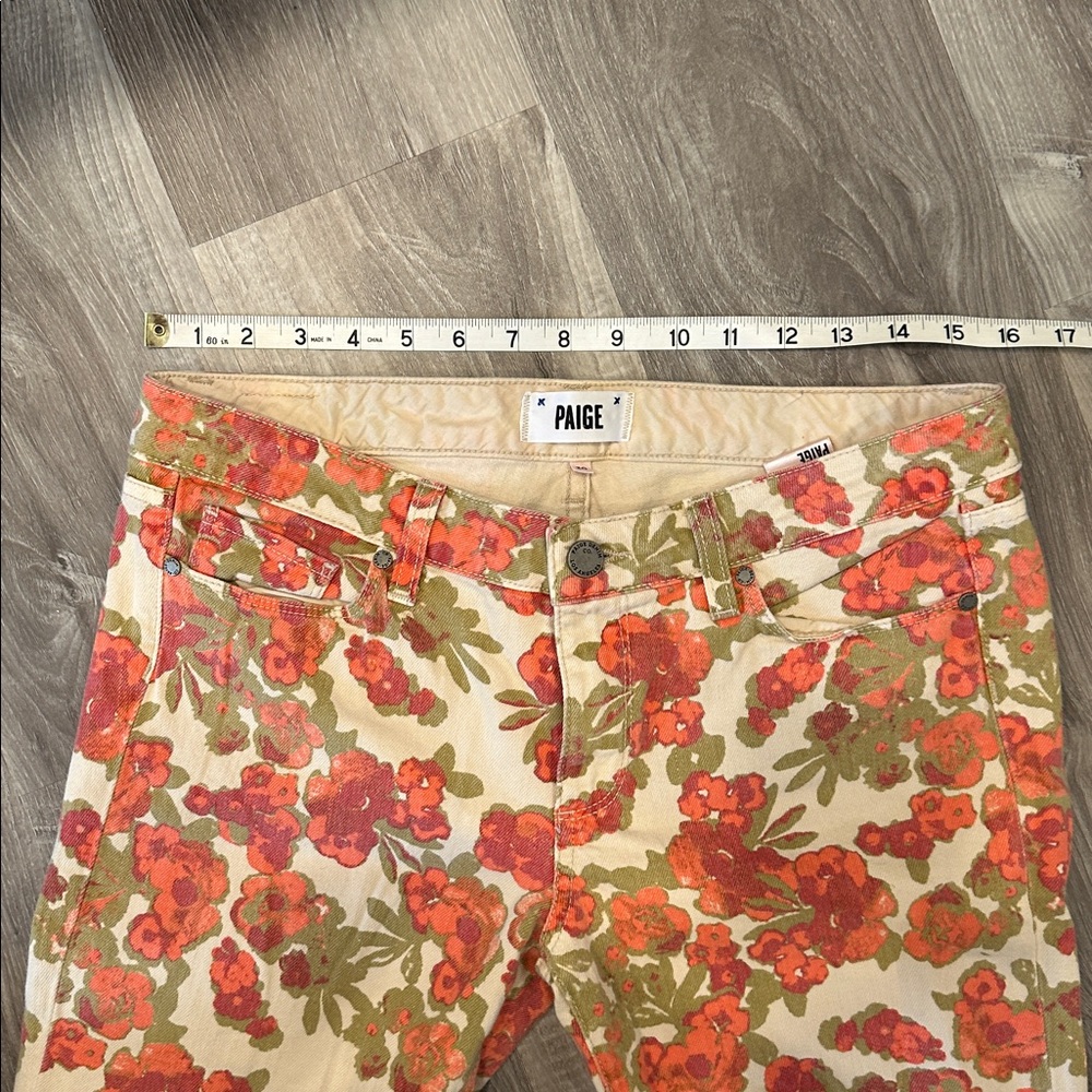 PAIGE FLORAL PRINT JEANS Skyline Ankle Peg 30 EUC - Picture 5 of 11